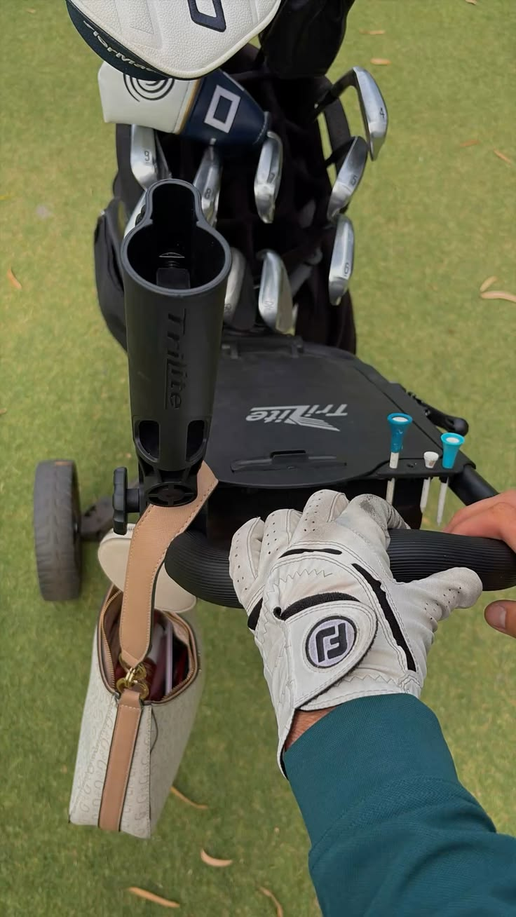 Why the Push Cart Mafia Loves Walking 18 Holes